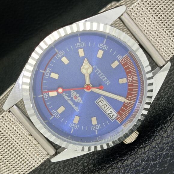 Vintage 1982 Citizen Automatic Mens Silver Watch W/daydate & Blue accents - Picture 1 of 8